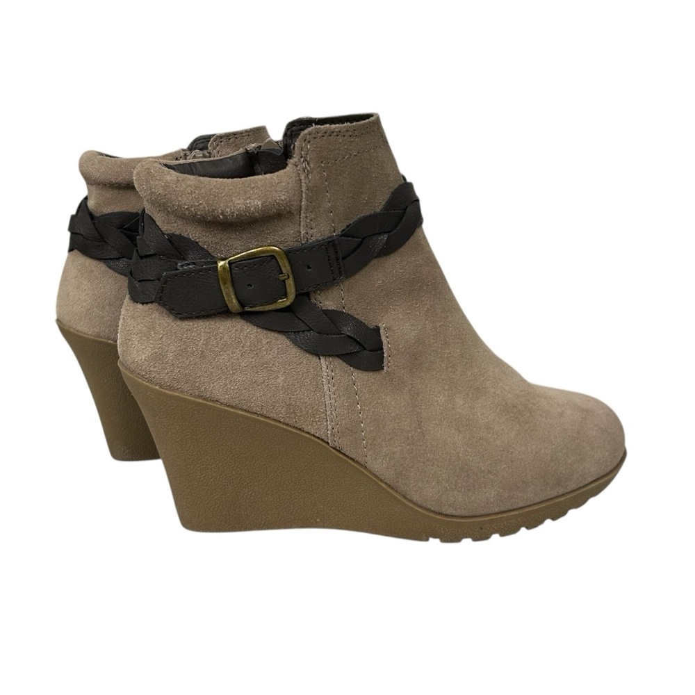 WHITE MOUNTAIN NWOT Isabella Genuine Suede Leather Wedge Booties, Tan, Size 8.5